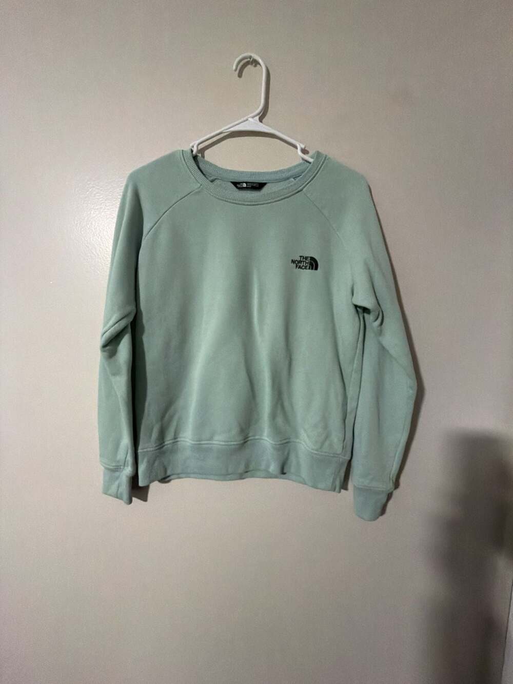 The North Face Women's Slammin Fleece Crew in Misty Jade Size M